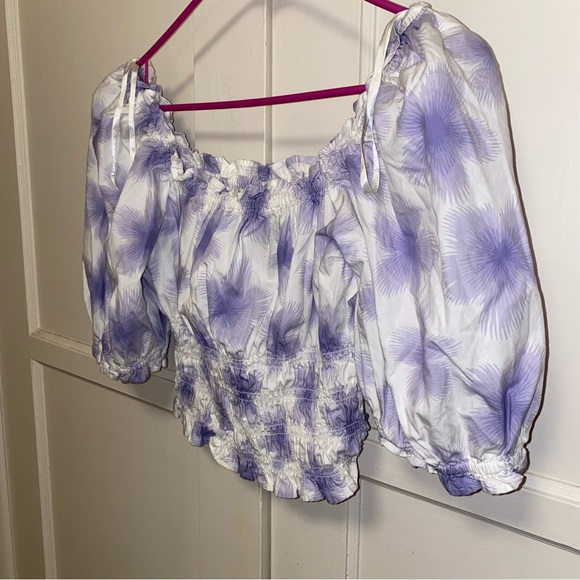 Levi's Large Tilly Printed Smocked Puff Sleeve Ruffle Trim Peasant Top - Picture 8 of 9